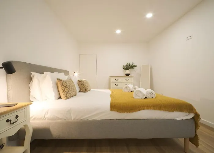 Svii - Romantic Alfama Retreat In Historic Apartment Lisbon