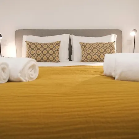 Svii - Romantic Alfama Retreat In Historic 아파트 *