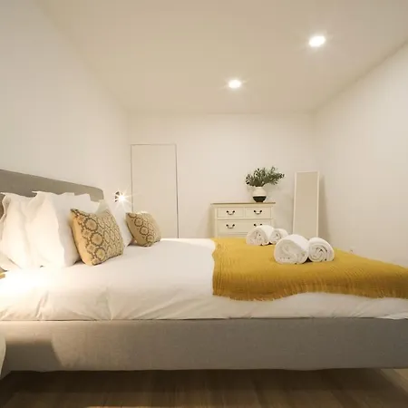 Svii - Romantic Alfama Retreat In Historic 아파트 리스본